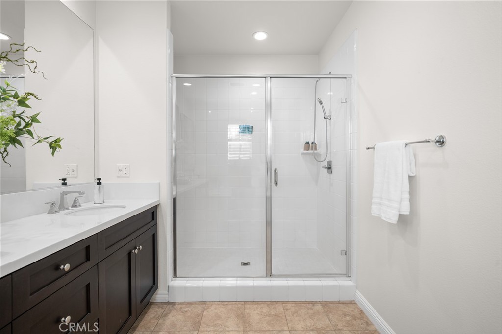 115 Hollow Tree Property Photo 44