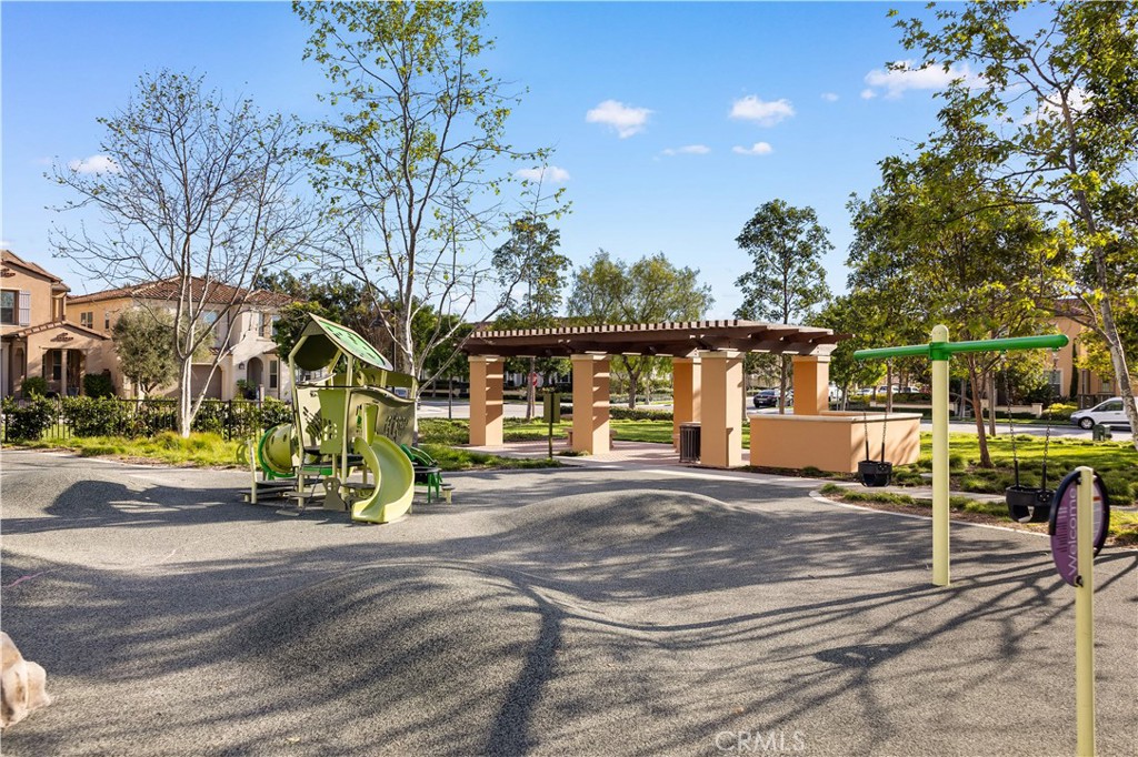 115 Hollow Tree Property Photo 58