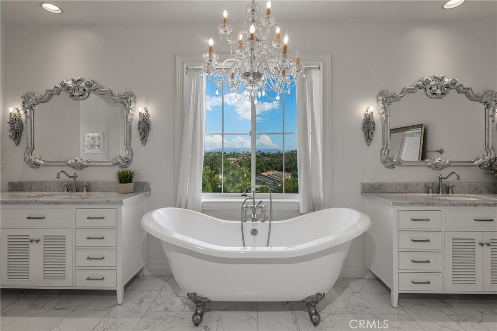 18 Calle De La Luna Property Photo 30