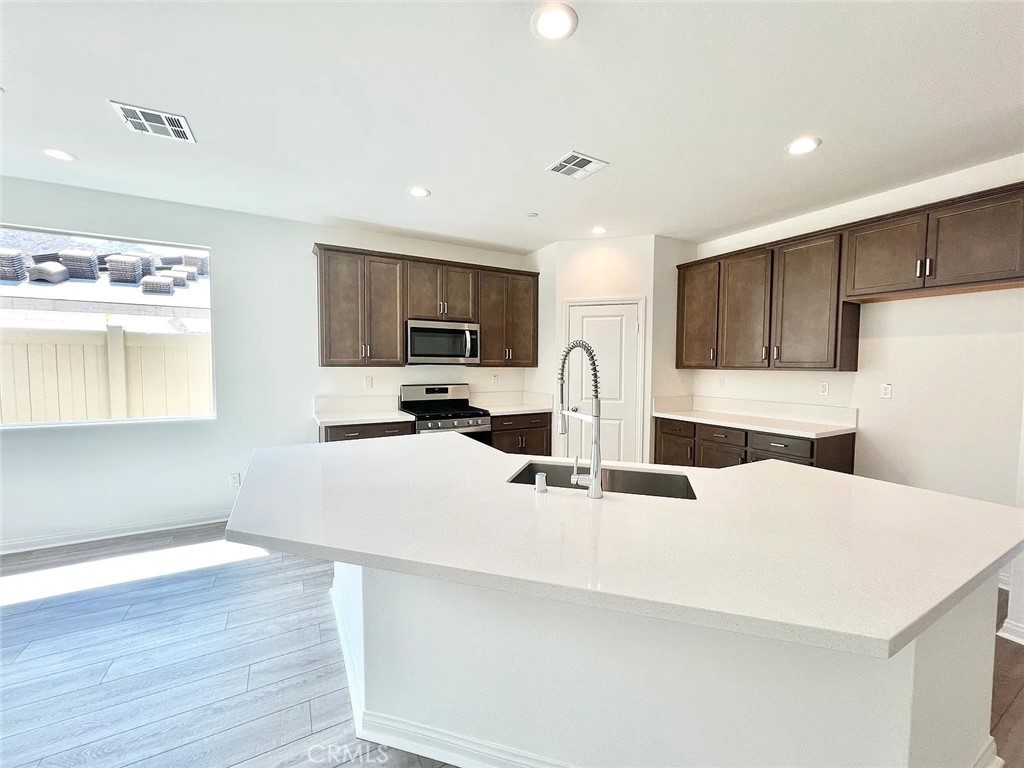 8285 Tristan Ln Property Photo 4