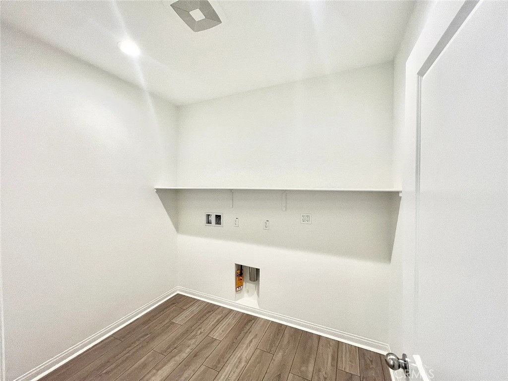 8285 Tristan Ln Property Photo 14
