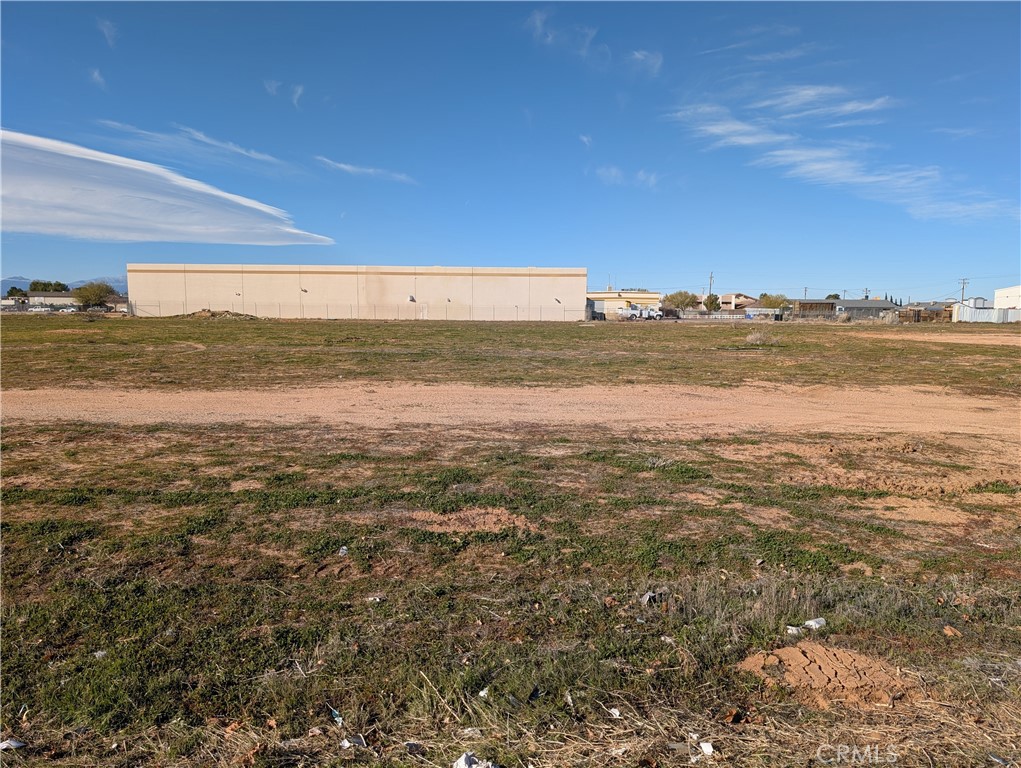 39124 Malaki Property Photo 3