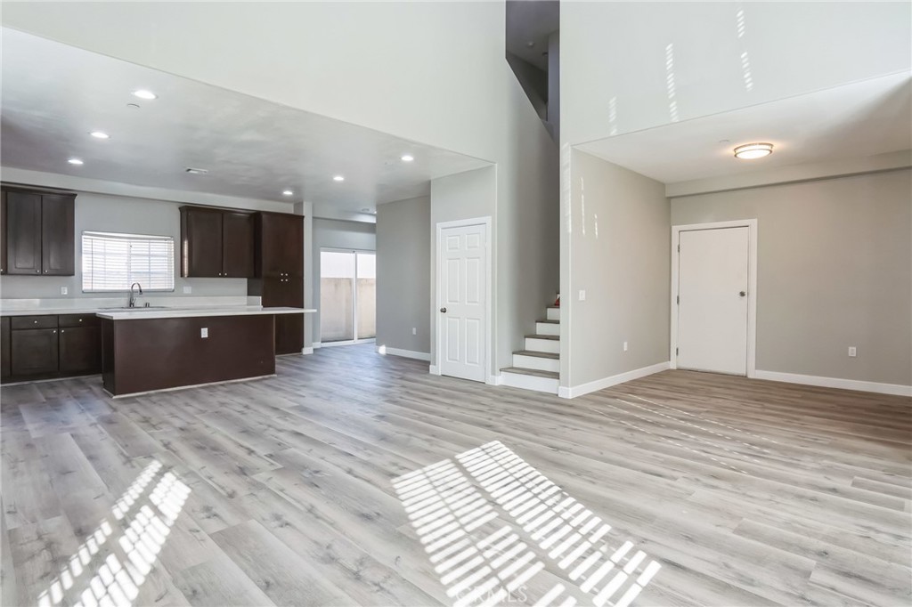 1420 S Euclid Avenue Property Photo 15