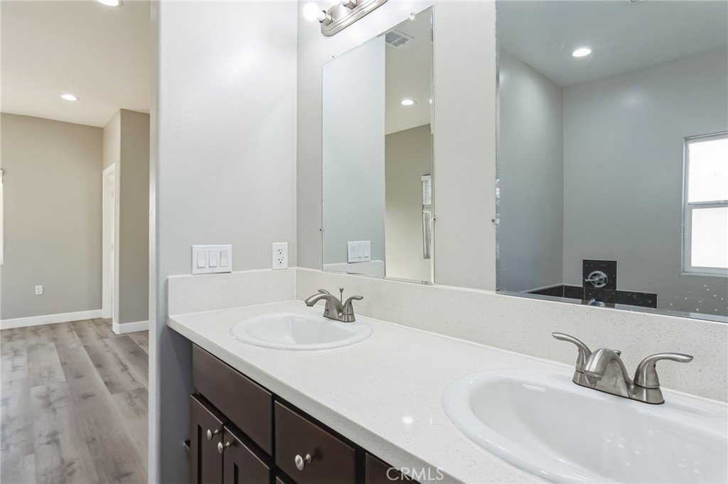 1420 S Euclid Avenue Property Photo 31