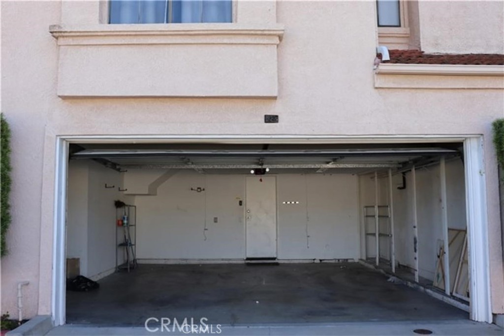 8810 Hewitt Place 22 Property Photo 2