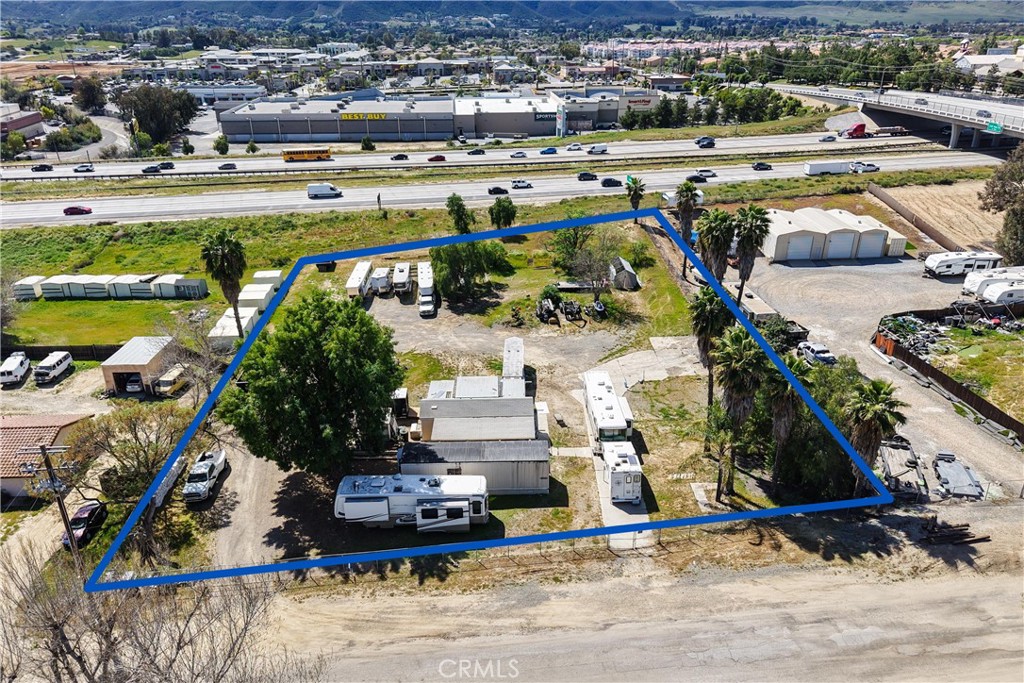 25063 Monroe Avenue Property Photo 2