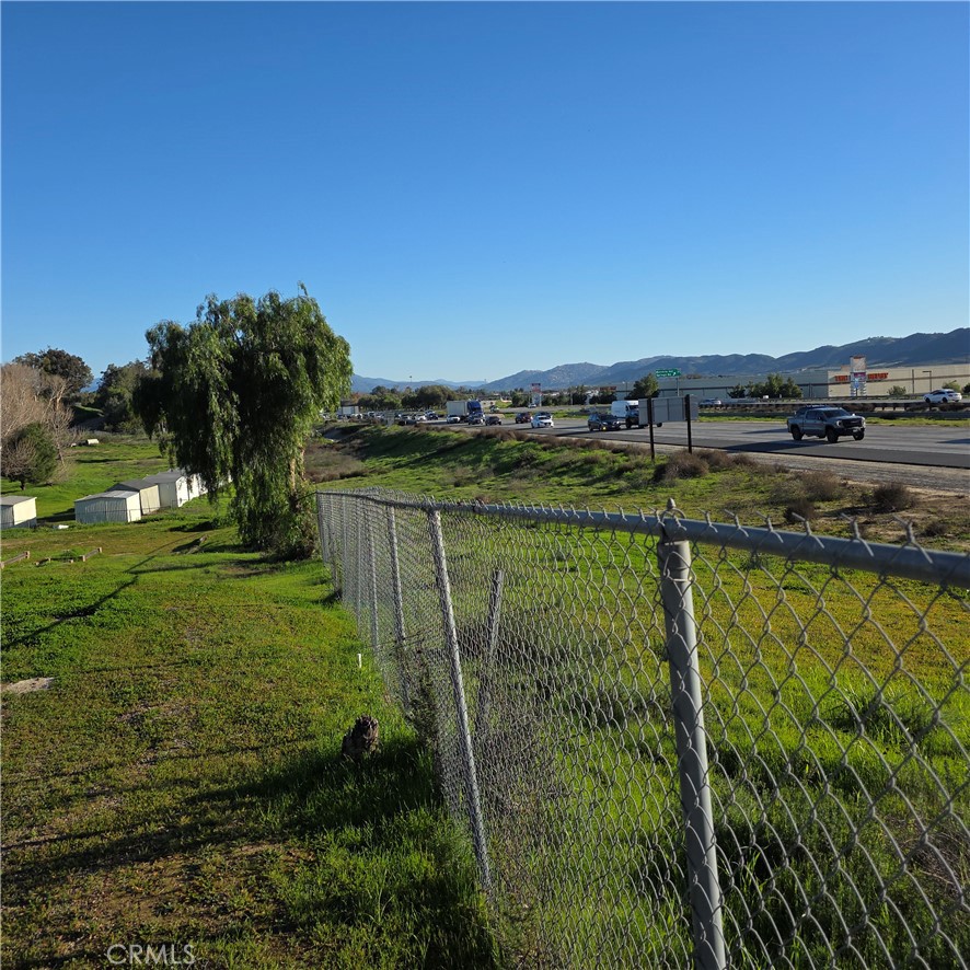 25063 Monroe Avenue Property Photo 7