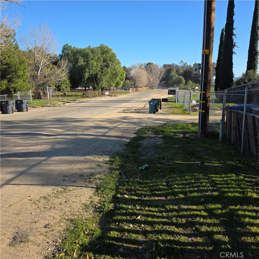 25063 Monroe Avenue Property Photo 13