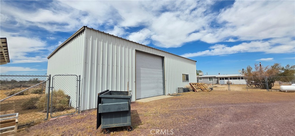 47527 Silver Valley Road Property Photo 2