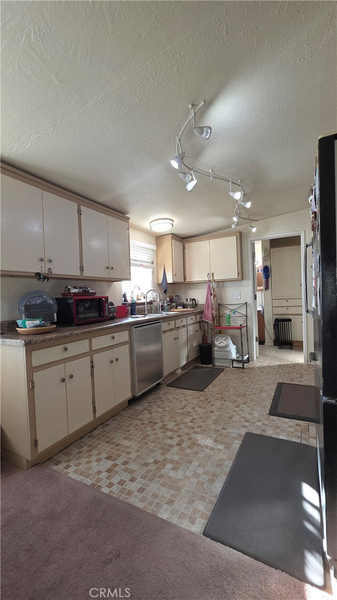 47527 Silver Valley Road Property Photo 13