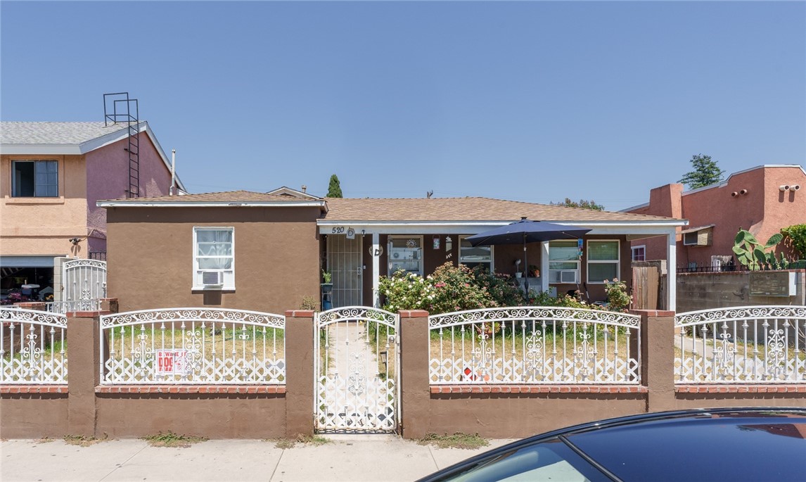 520 N Olive Property Photo 1