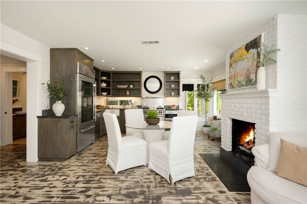 44 59th Property Photo 6