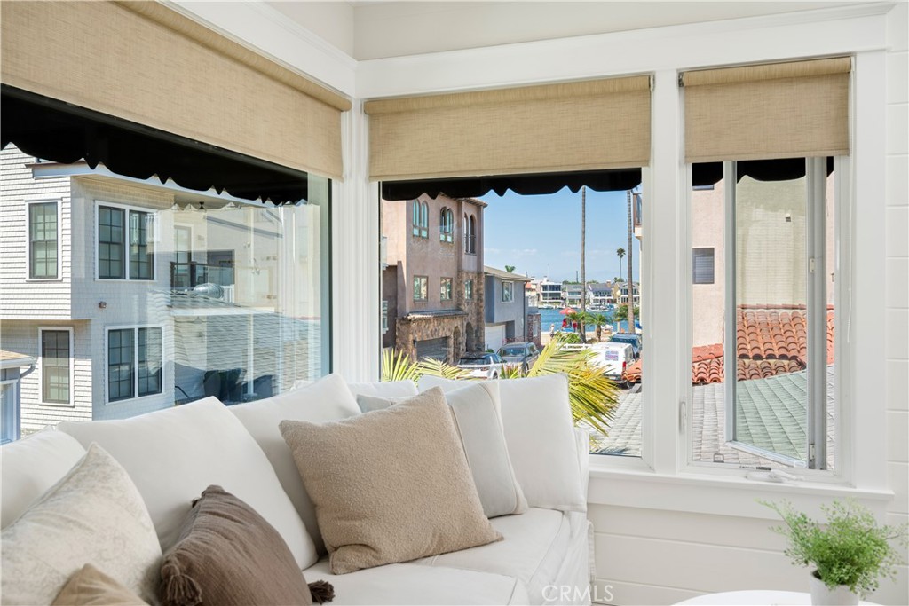 44 59th Property Photo 7