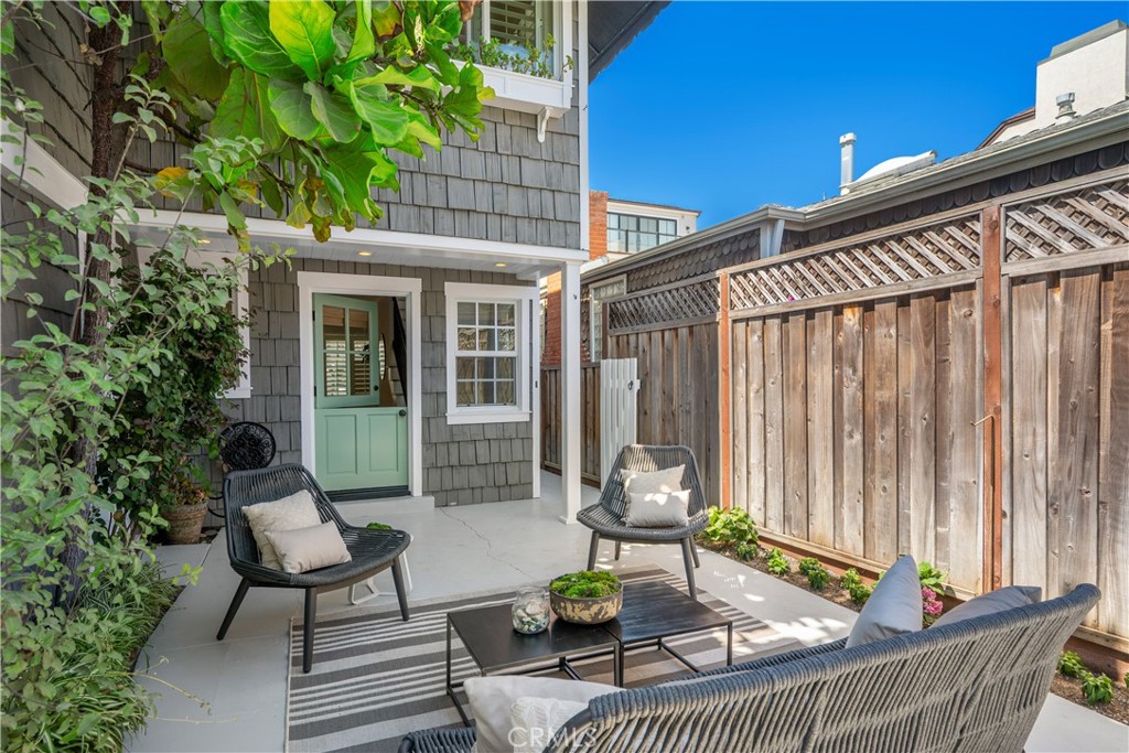 44 59th Property Photo 11
