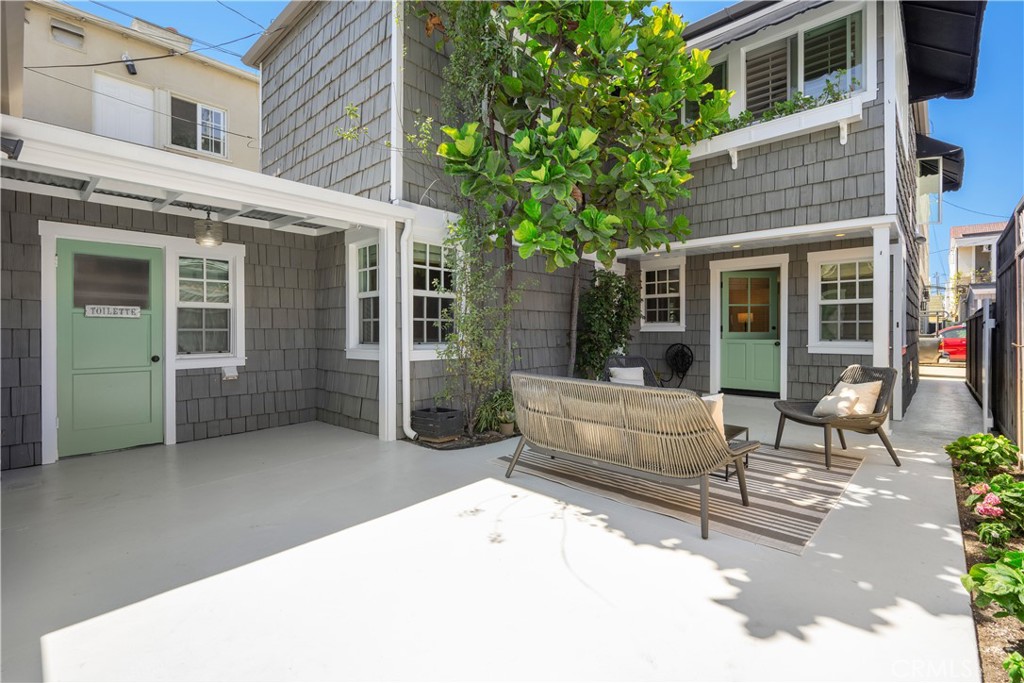 44 59th Property Photo 13