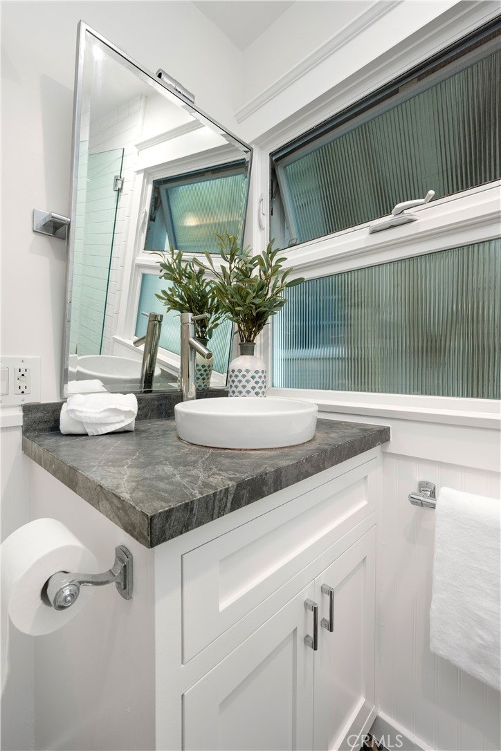 44 59th Property Photo 19