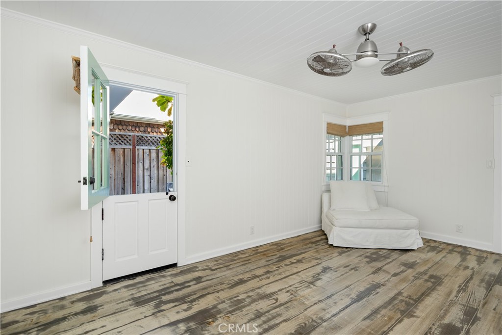 44 59th Property Photo 25
