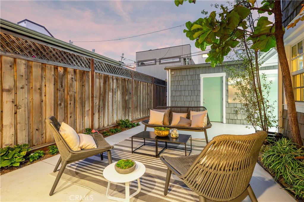 44 59th Property Photo 46