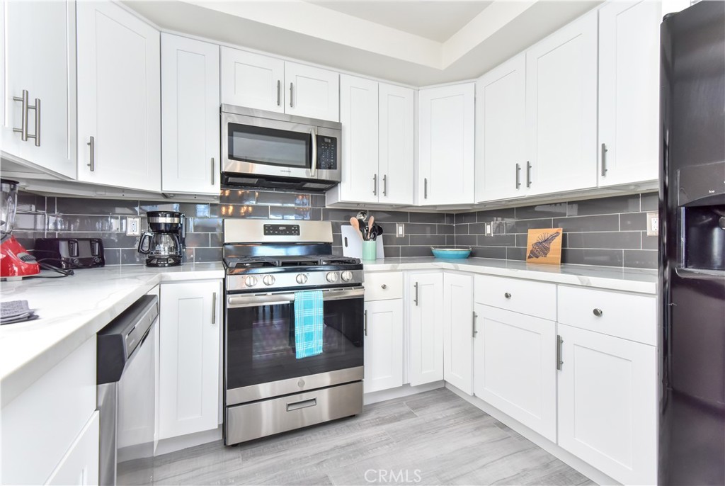 16791 Bayview Drive Property Photo 45