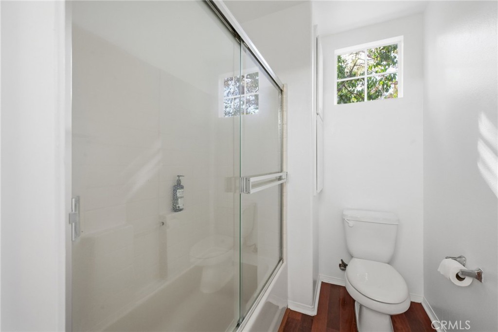 902 Solvay Aisle Property Photo 23