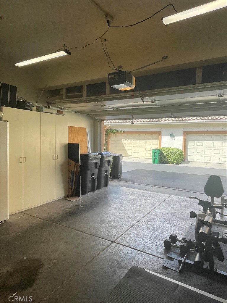 902 Solvay Aisle Property Photo 44