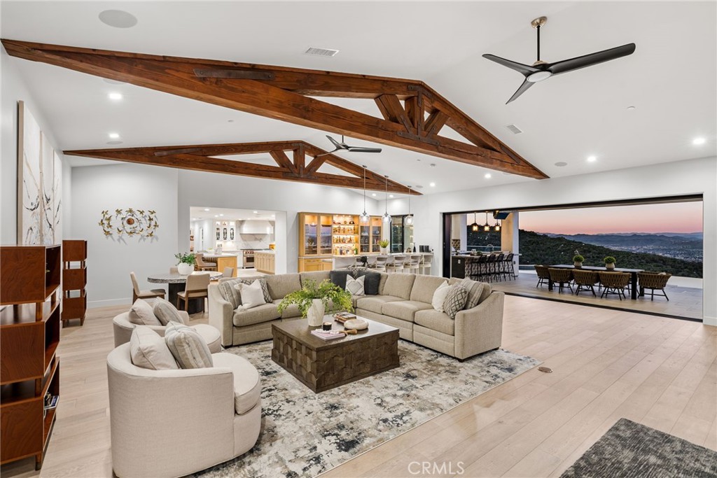 37730 Via Baya Property Photo 7