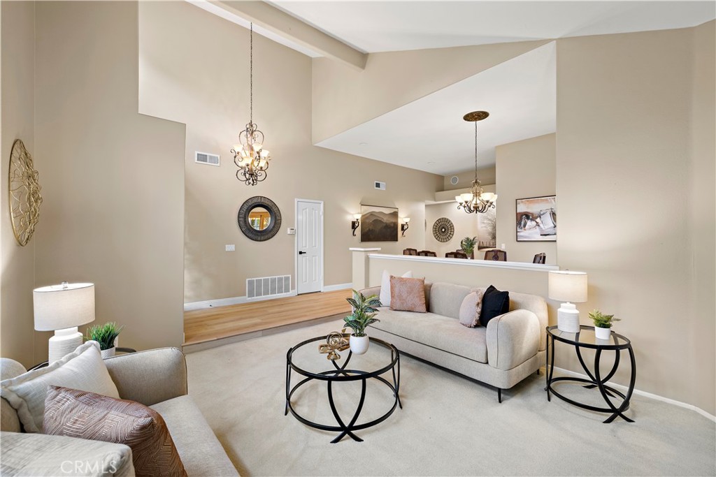 2 Shadyside Property Photo 8