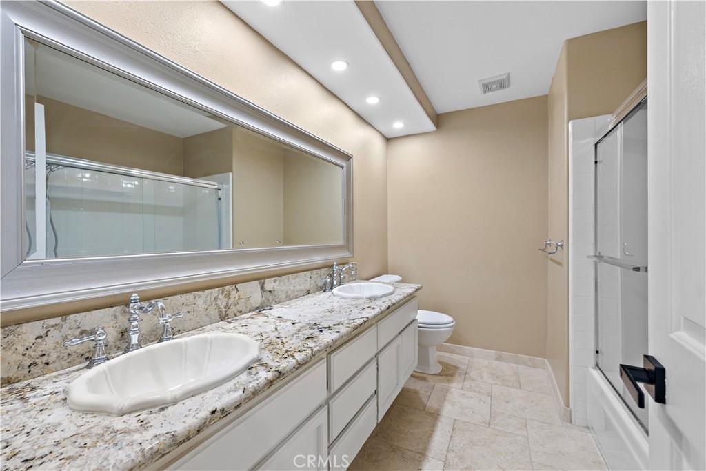2 Shadyside Property Photo 24