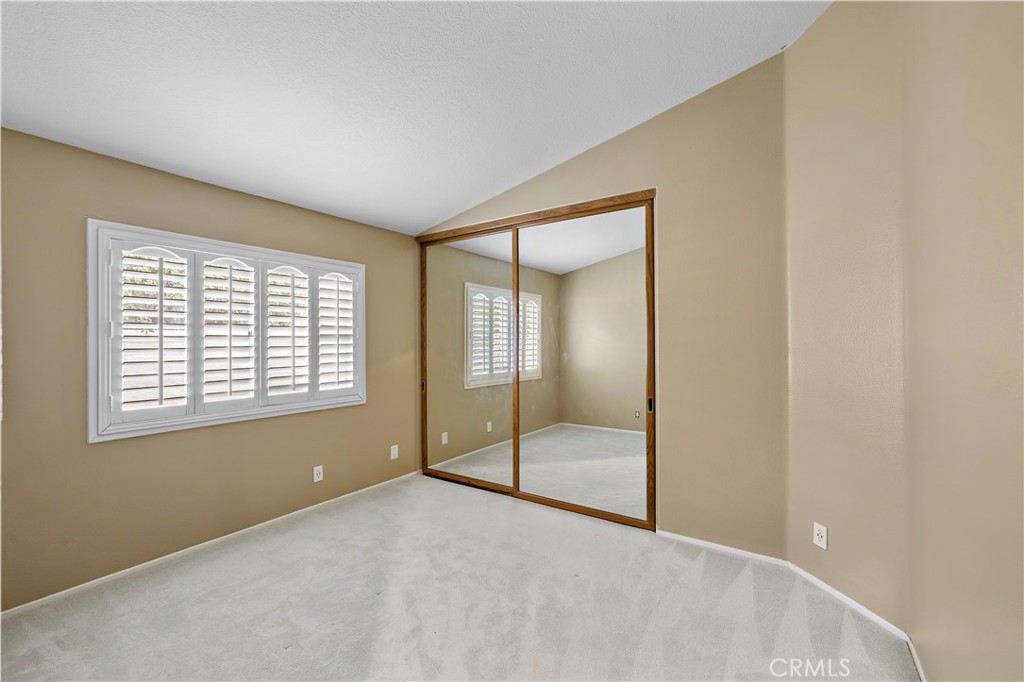 2 Shadyside Property Photo 25