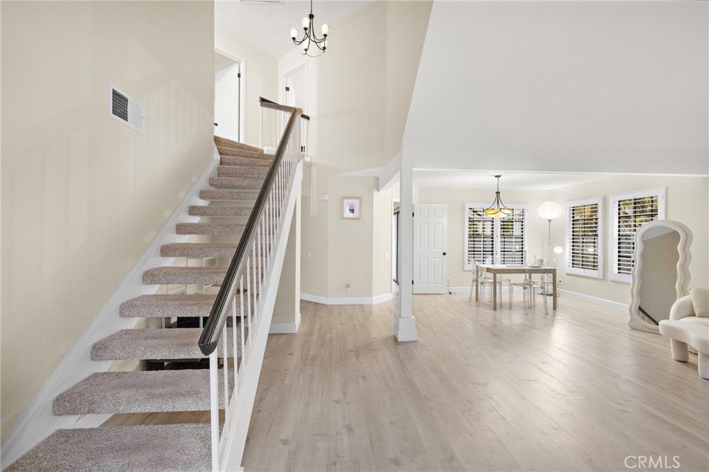 6 Fieldflower Property Photo 5