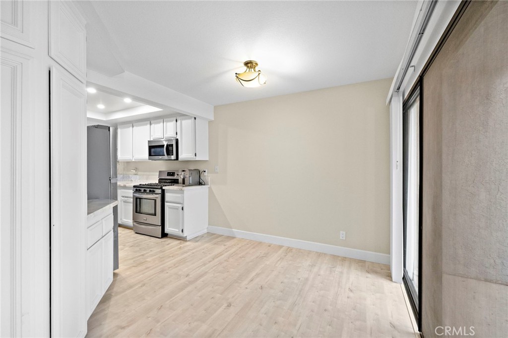 6 Fieldflower Property Photo 10