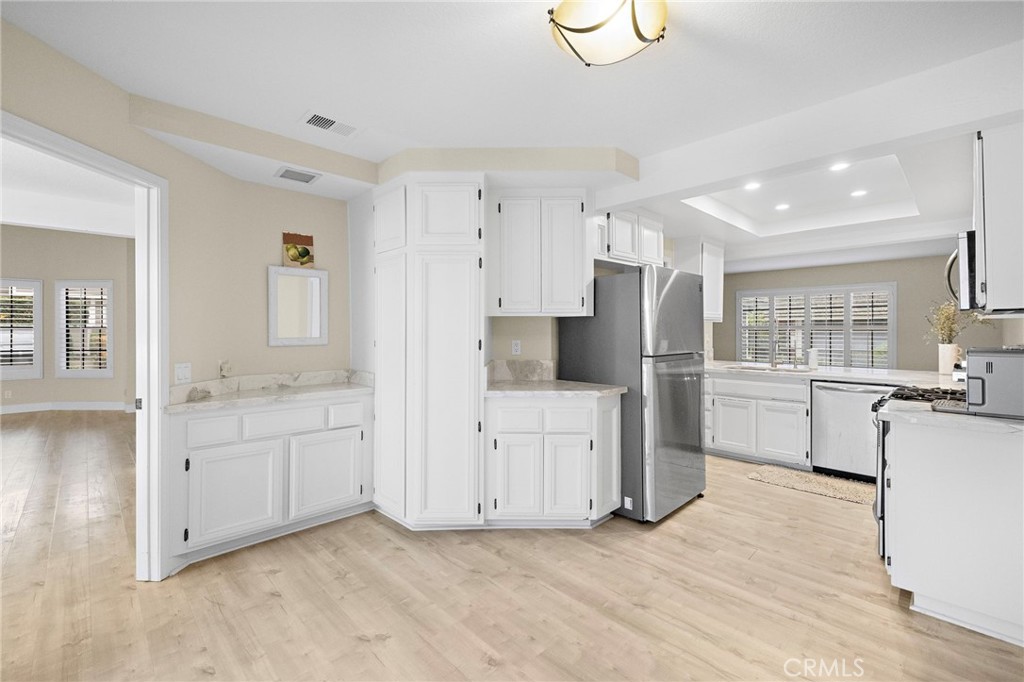 6 Fieldflower Property Photo 11