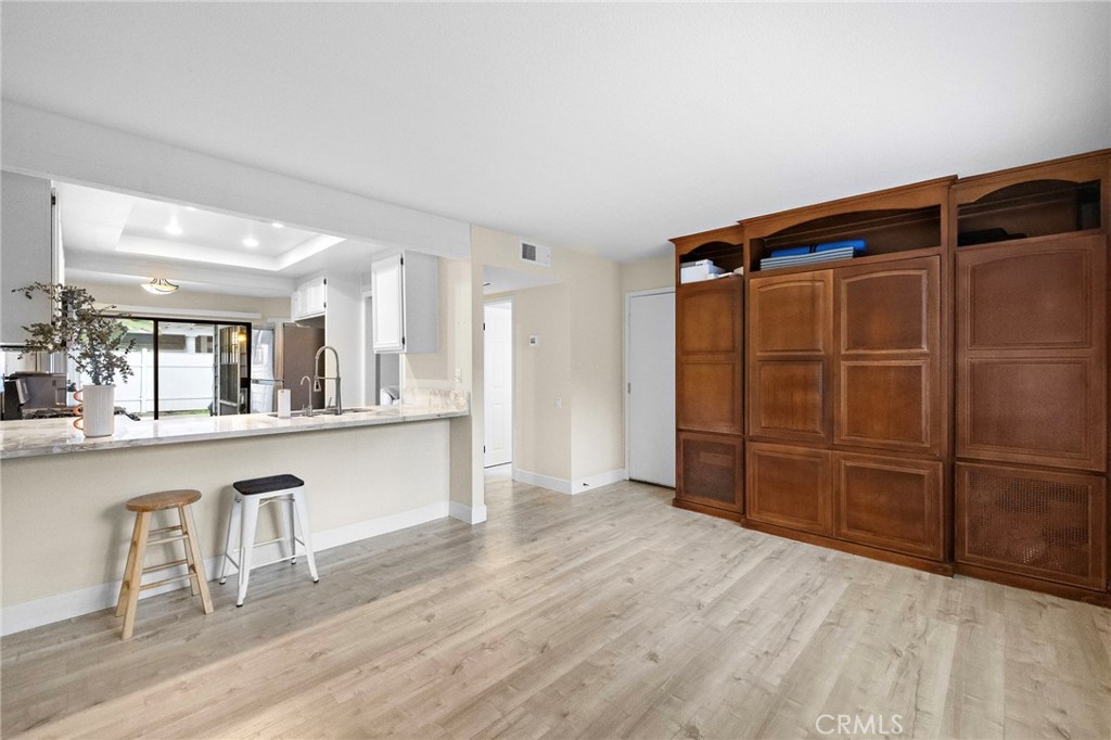 6 Fieldflower Property Photo 15