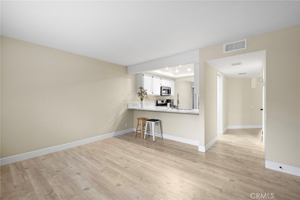 6 Fieldflower Property Photo 17