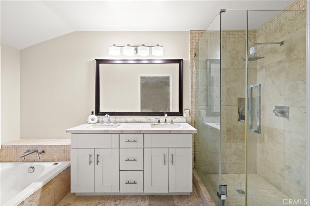6 Fieldflower Property Photo 23