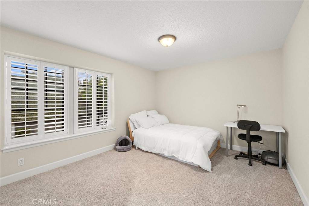 6 Fieldflower Property Photo 24