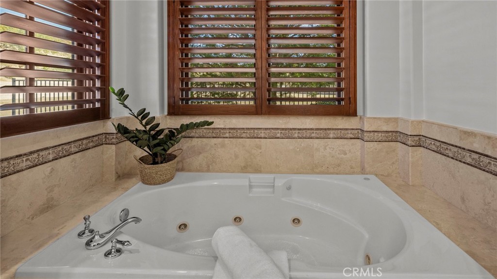 18041 Merlin Road Property Photo 32