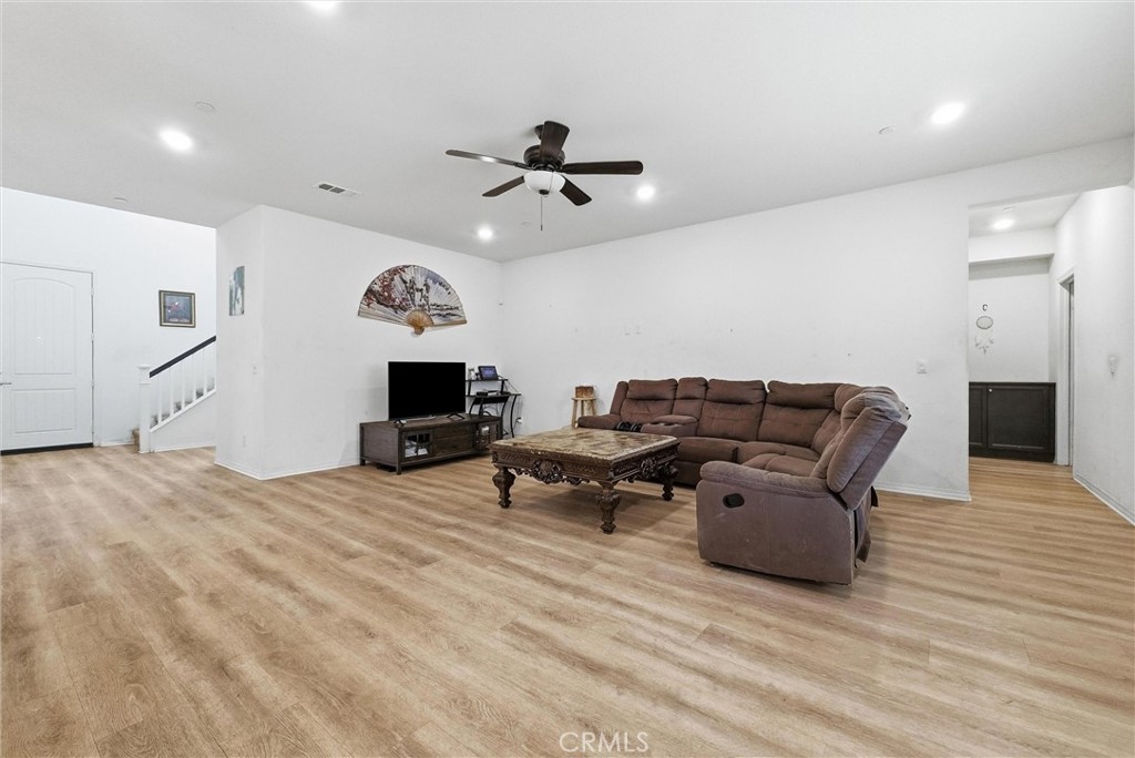 4010 S Bowery Property Photo 7