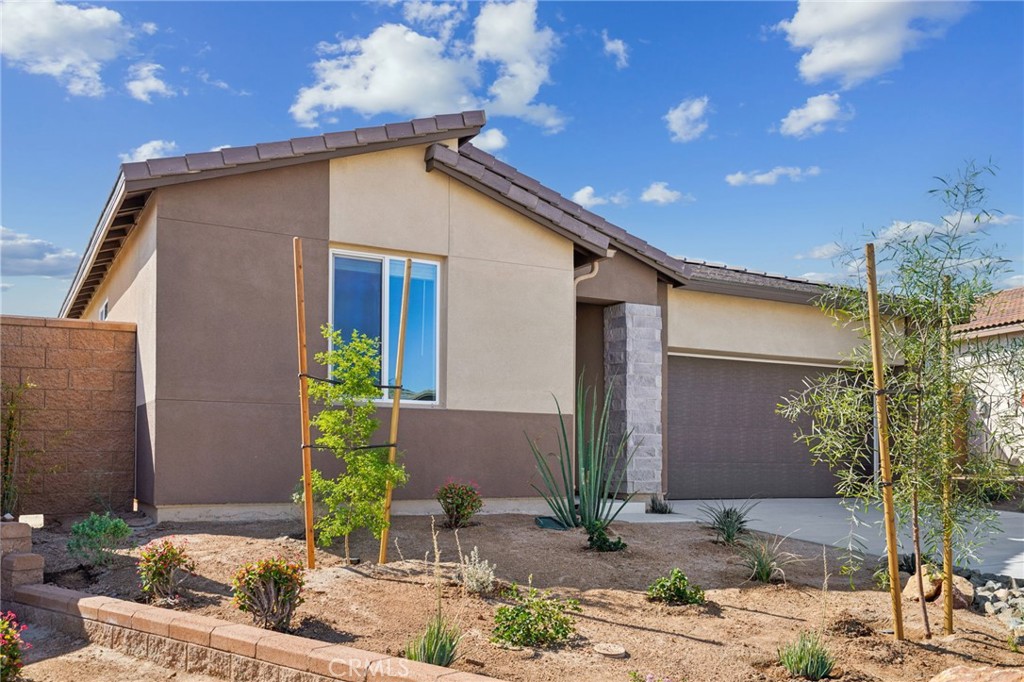 74944 Trousdale Drive Property Photo 3