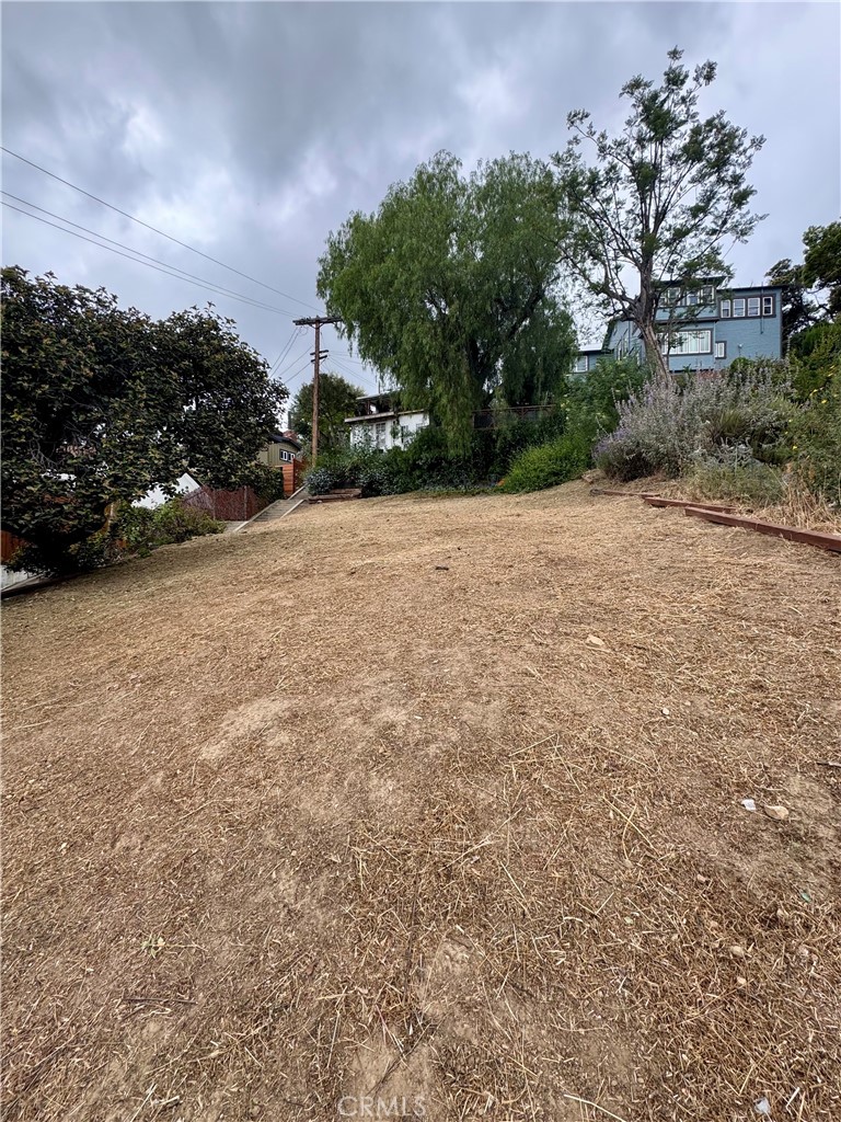 2106 Roselin Property Photo 1
