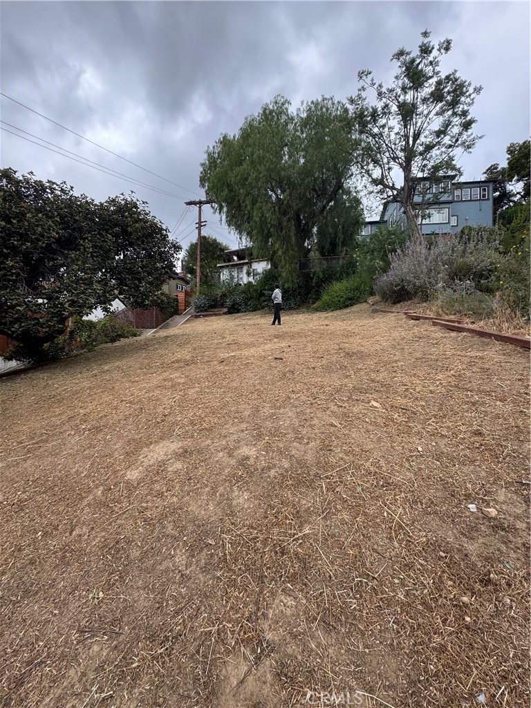 2106 Roselin Property Photo 2