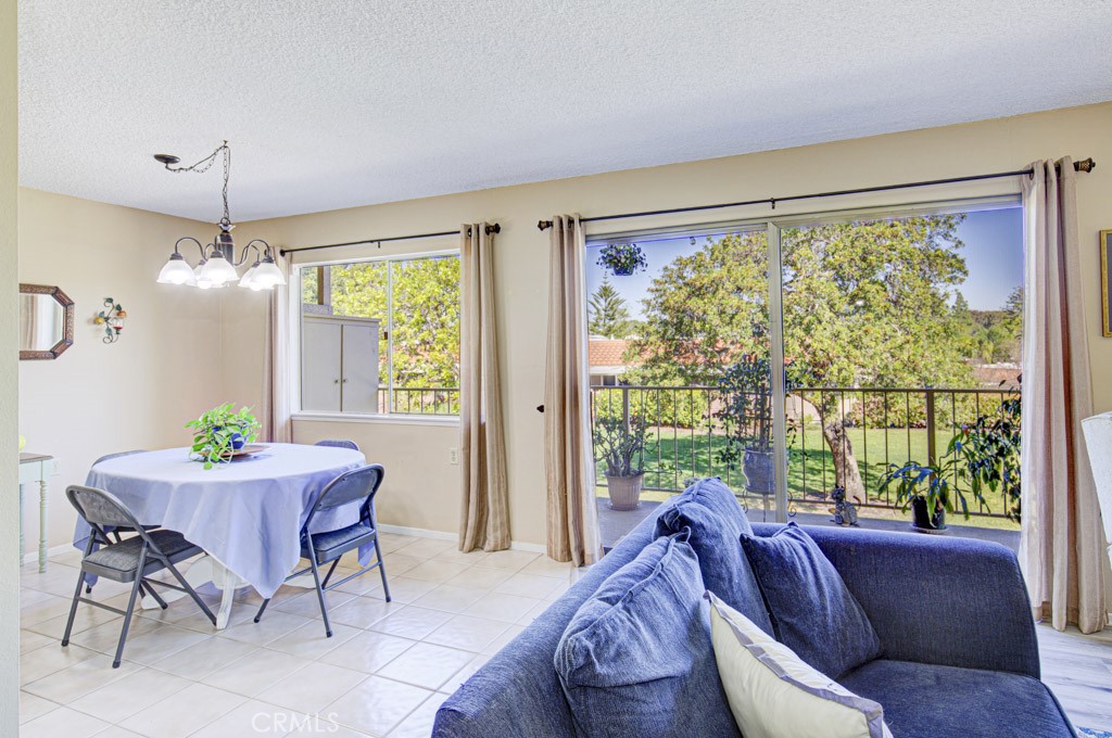 860 Ronda Mendoza D Property Photo 12
