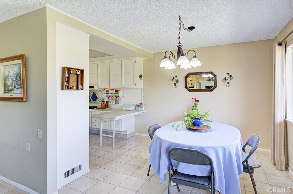 860 Ronda Mendoza D Property Photo 13