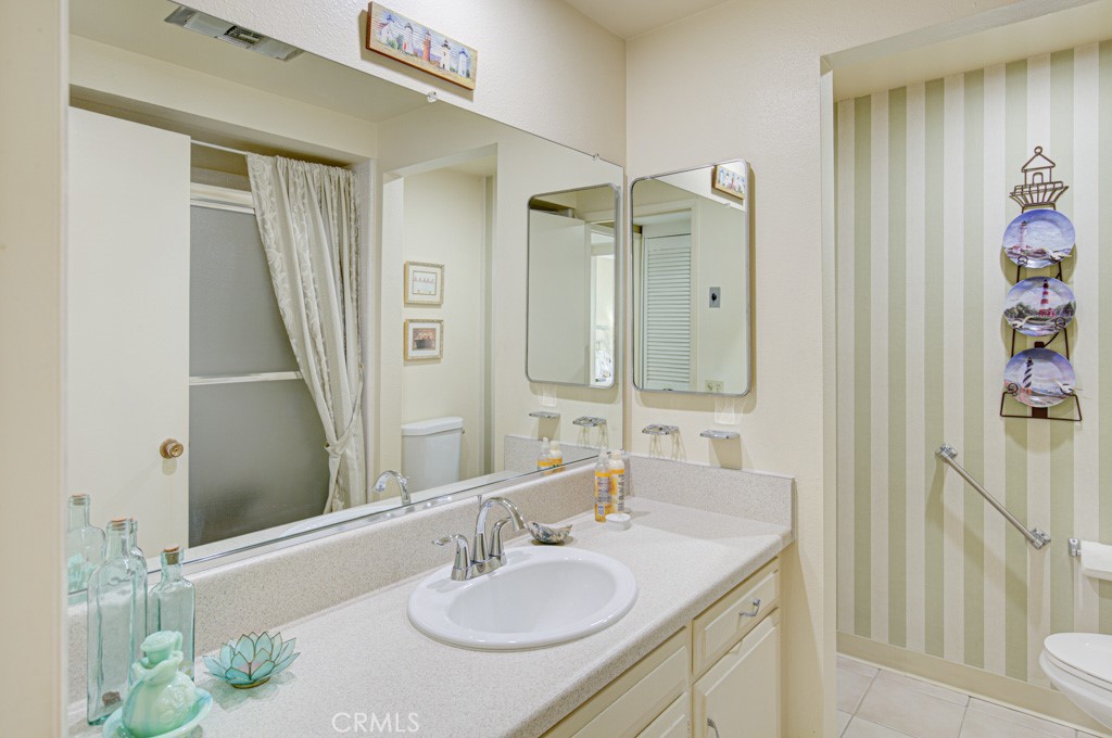 860 Ronda Mendoza D Property Photo 20