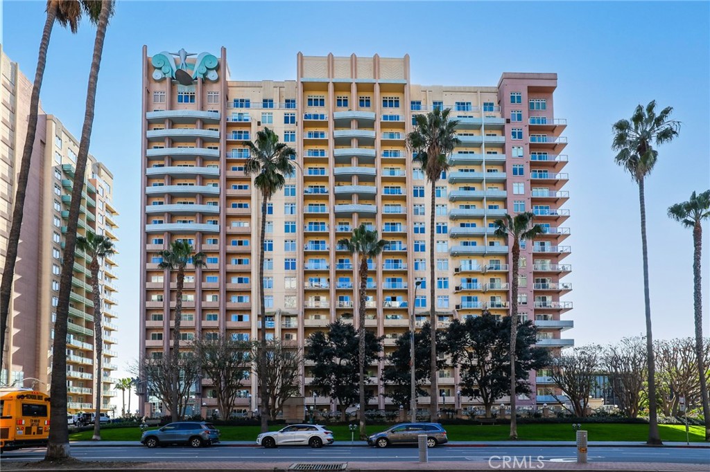 388 E Ocean Boulevard 305 Property Photo 3