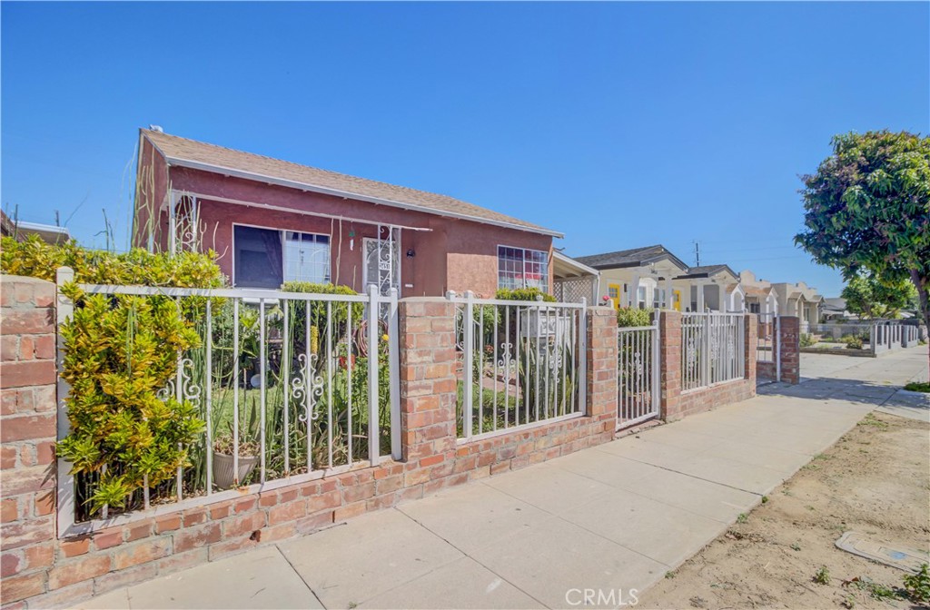 3451 Estrada Property Photo 36