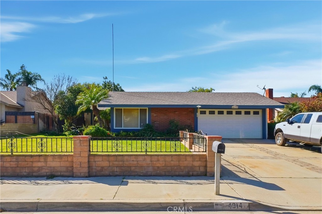 4314 Baggett Drive Property Photo 1