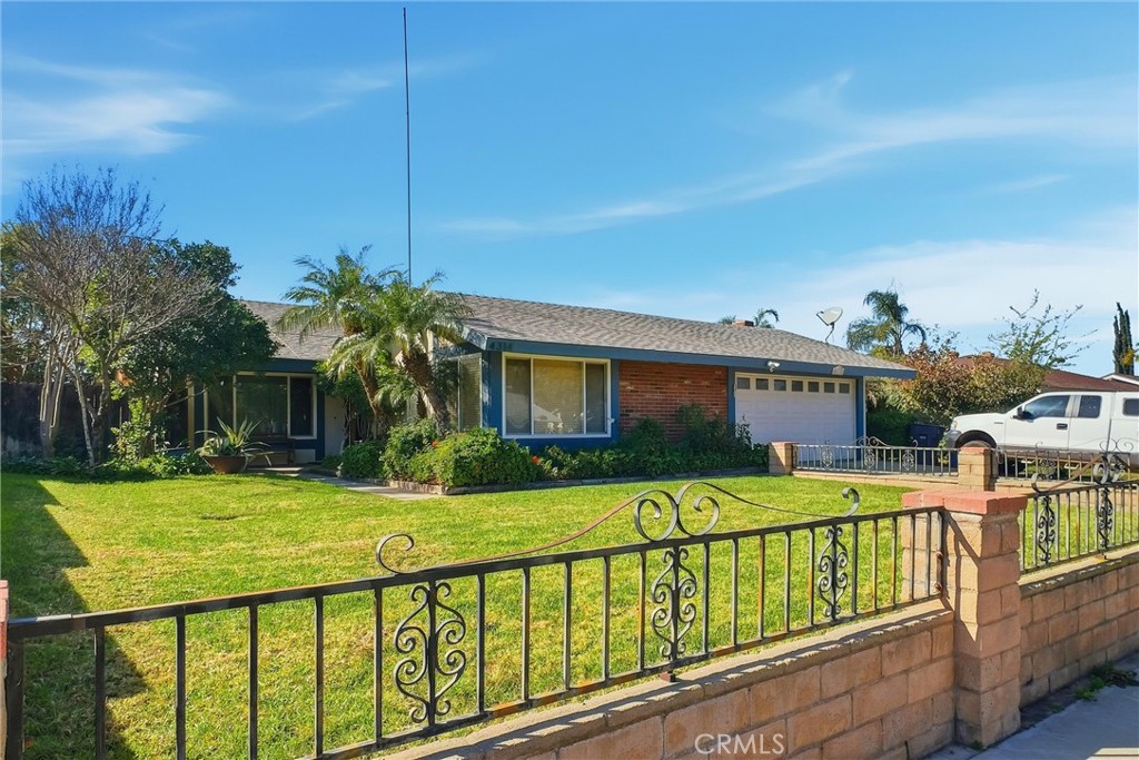 4314 Baggett Drive Property Photo 2