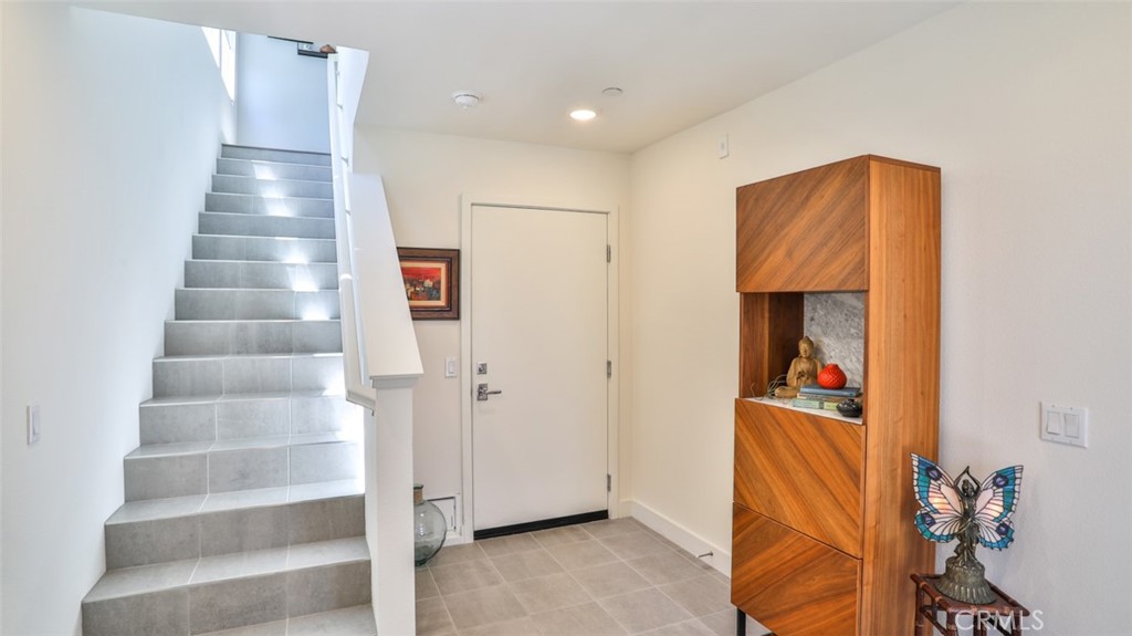 1207 Doheny Way Property Photo 5