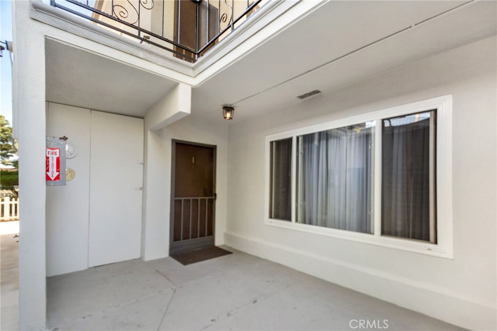 12571 Kensington Lane Property Photo 3